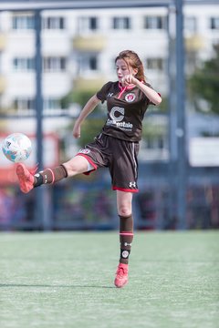 Bild 213 - wBJ St. Pauli - Walddoerfer : Ergebnis: 1:11